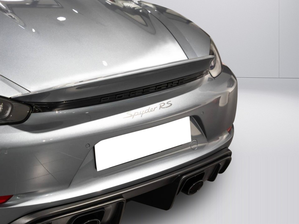 Porsche 718 Spyder RS - foto 29