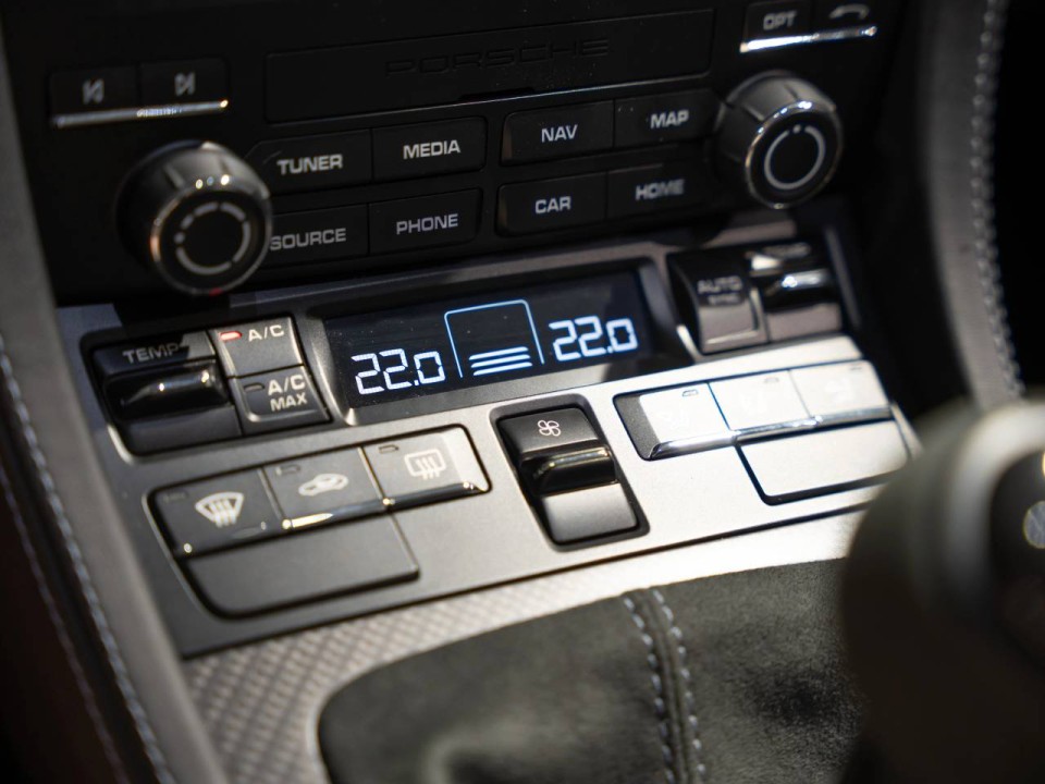 Porsche 718 Spyder RS - foto 20