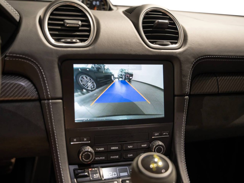 Porsche 718 Spyder RS - foto 21