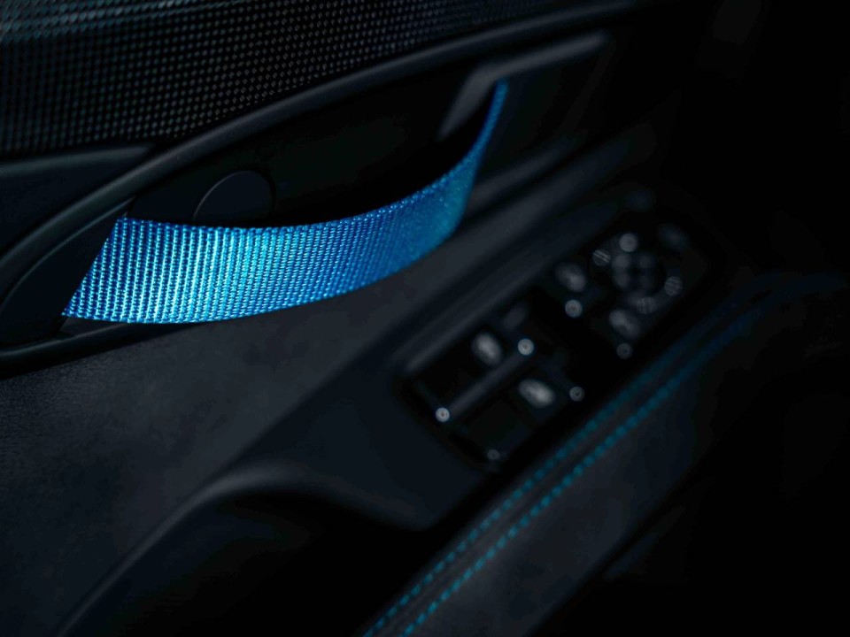 Porsche 718 Cayman GT4 - foto 14