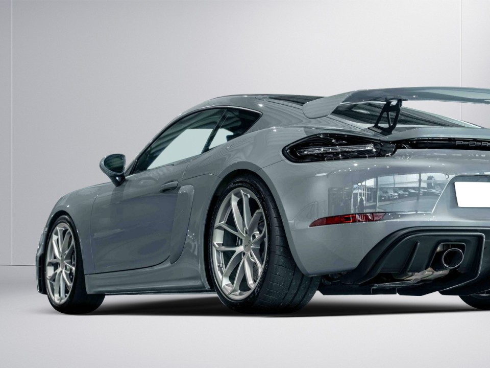 Porsche 718 Cayman GT4 - foto 22