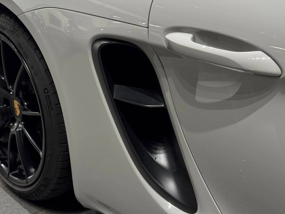 Porsche 718 Cayman GTS - foto 34