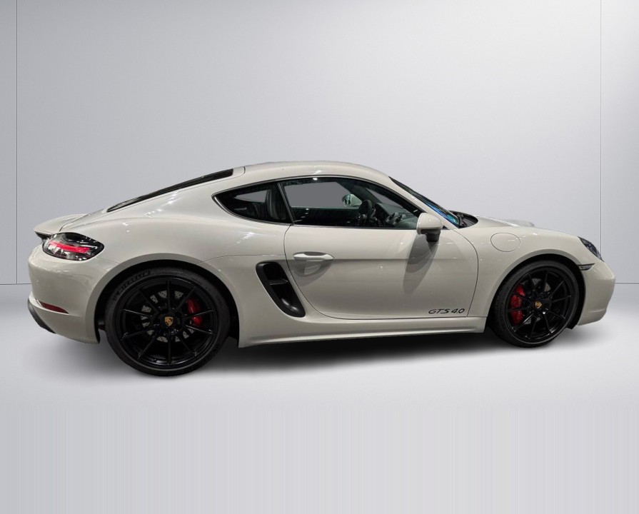 Porsche 718 Cayman GTS (2)