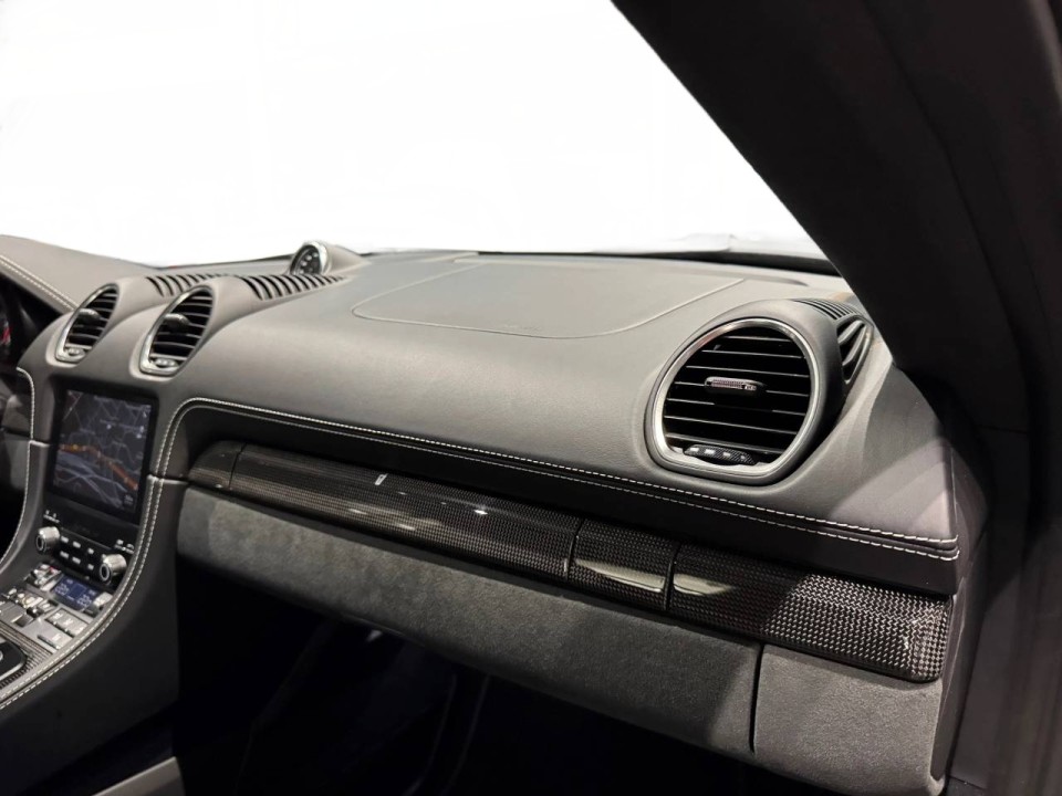 Porsche 718 Cayman GTS - foto 15