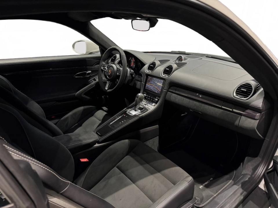 Porsche 718 Cayman GTS - foto 14