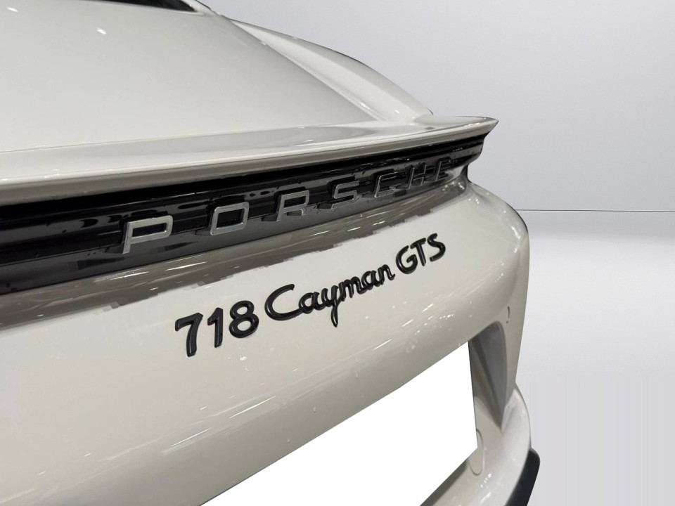 Porsche 718 Cayman GTS - foto 37
