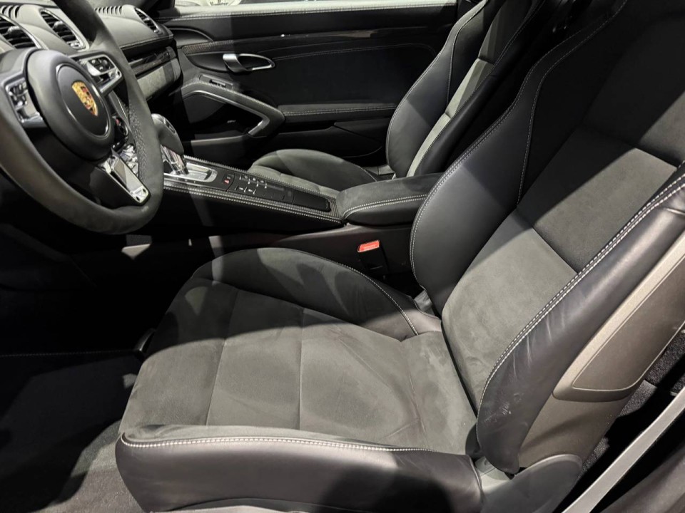 Porsche 718 Cayman GTS - foto 11