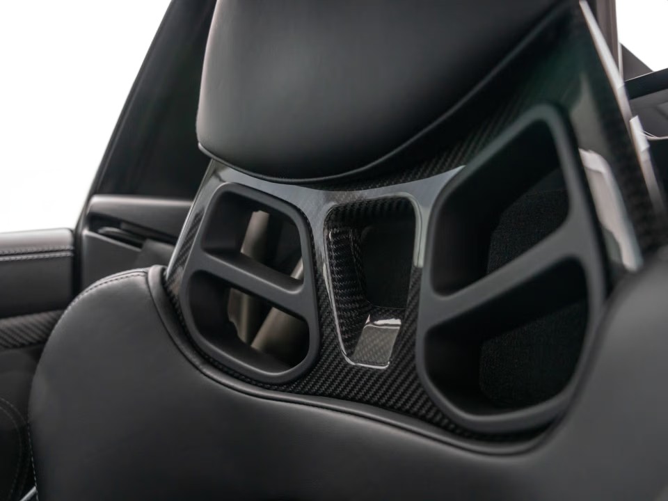 Porsche 718 Cayman GT4 RS - foto 11