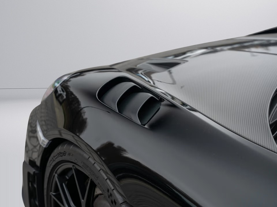 Porsche 718 Cayman GT4 RS - foto 37