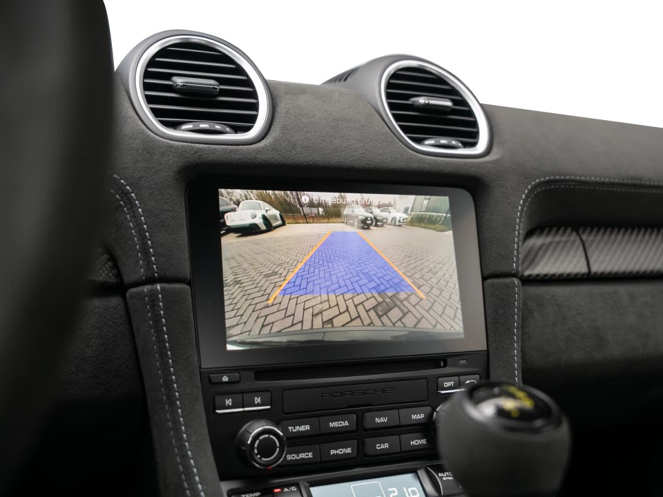 Porsche 718 Cayman GT4 RS - foto 17