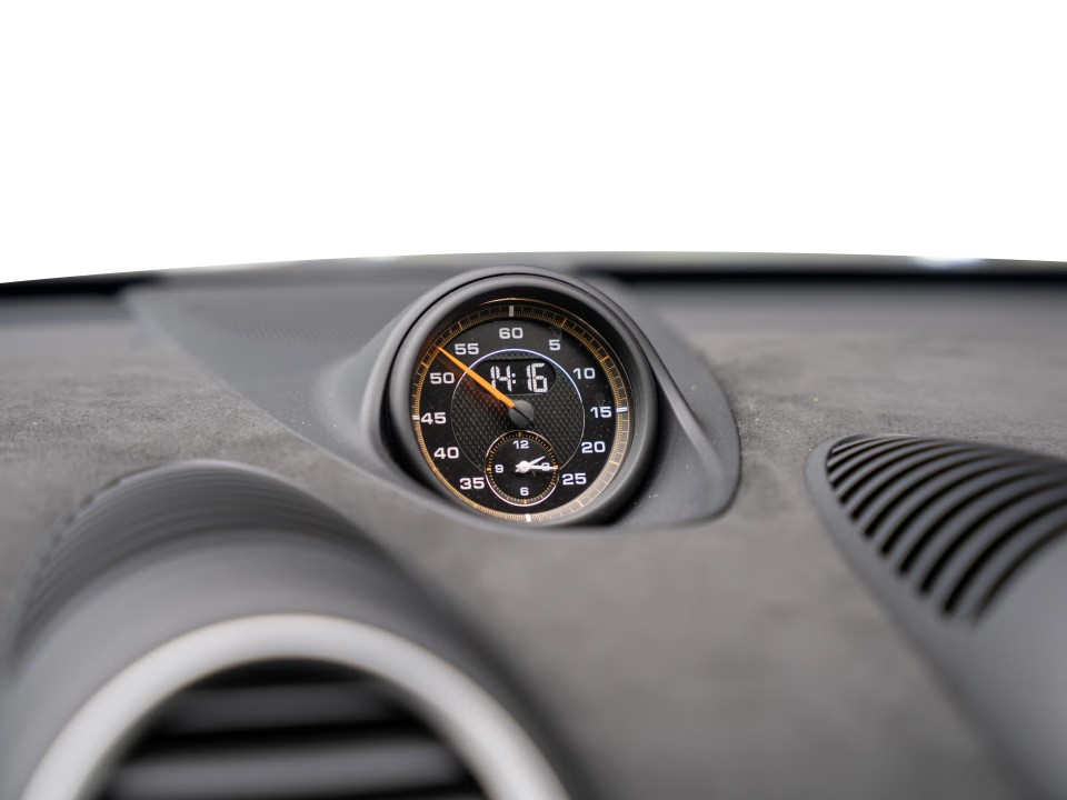 Porsche 718 Cayman GT4 RS - foto 18