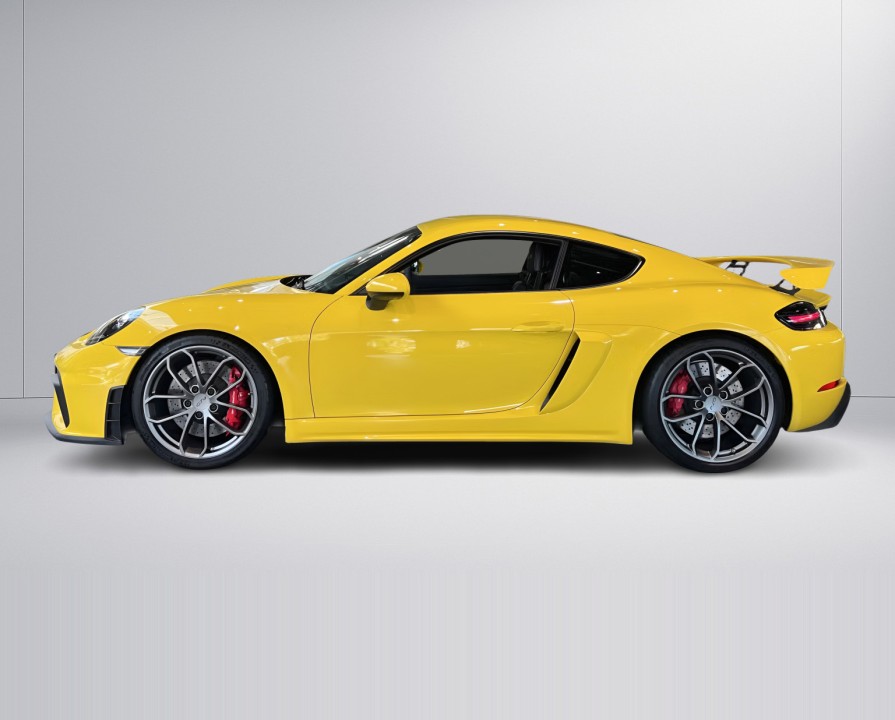Porsche 718 Cayman GT4 (3)