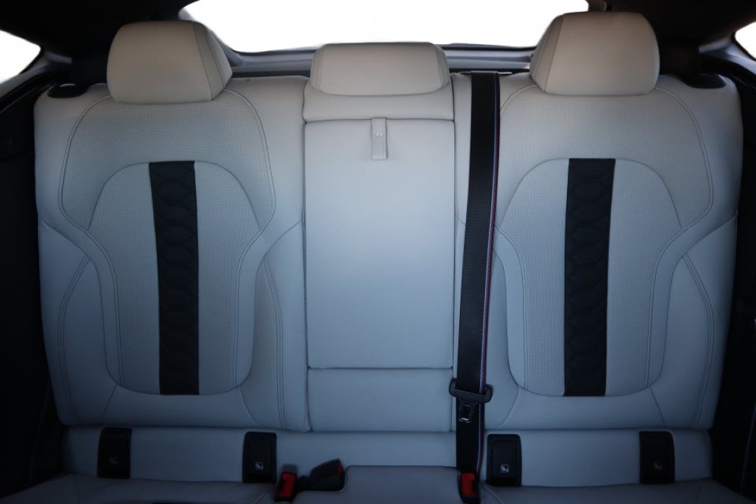 BMW X6 M Competition - foto 8