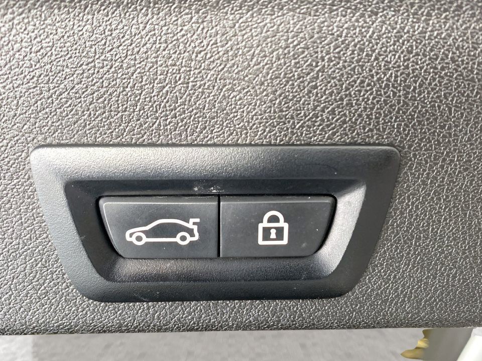 BMW X6 M Competition - foto 16