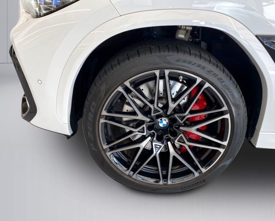 BMW X6 M Competition - foto 18