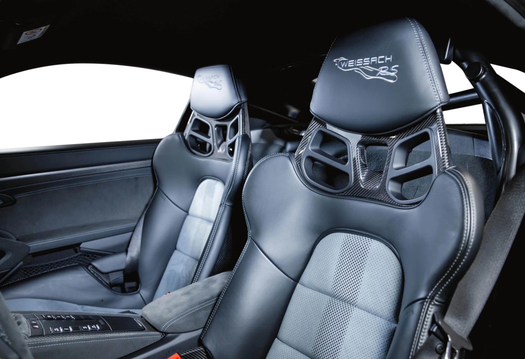 Porsche 718 Cayman GT4 RS - foto 13