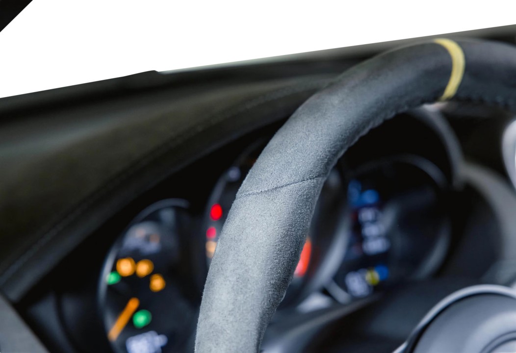 Porsche 718 Cayman GT4 RS - foto 8