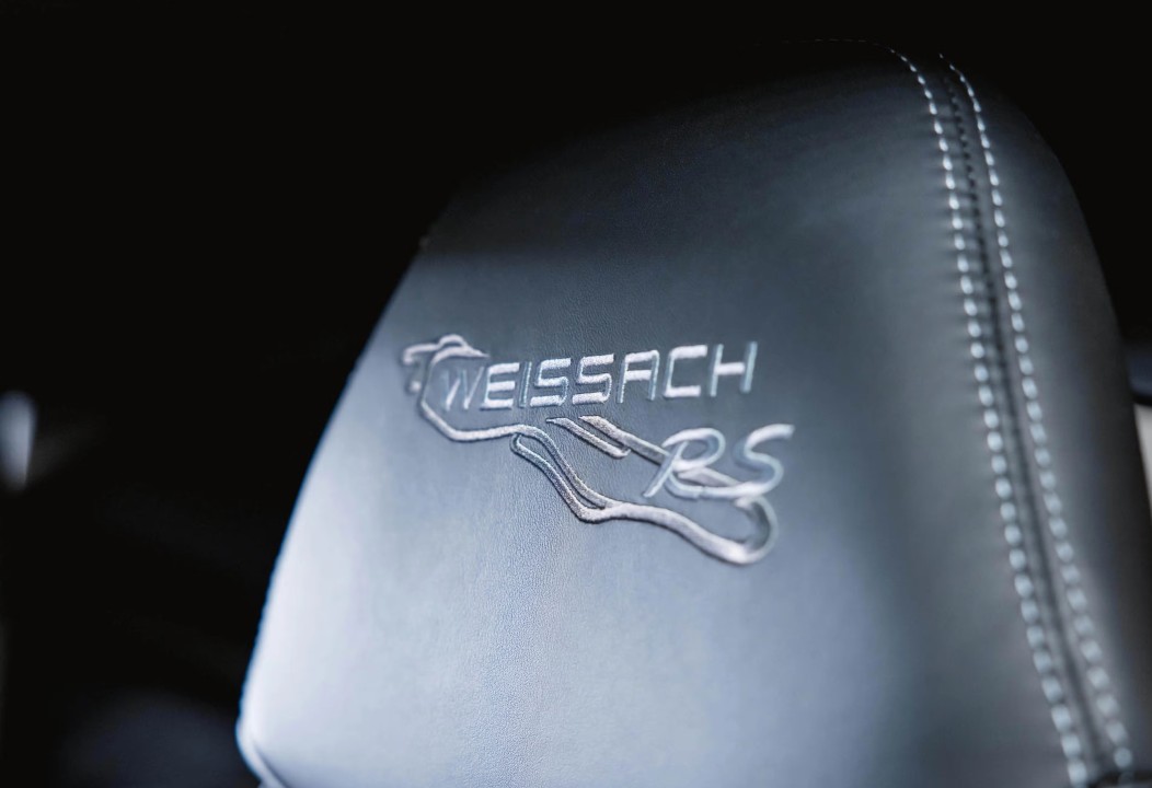 Porsche 718 Cayman GT4 RS - foto 14