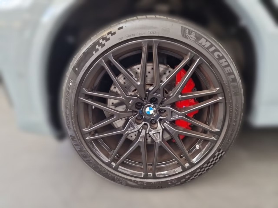 BMW X6 M Competition - foto 13