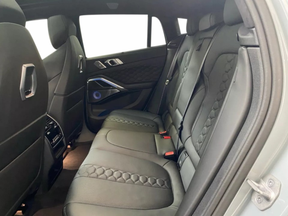 BMW X6 M Competition - foto 6