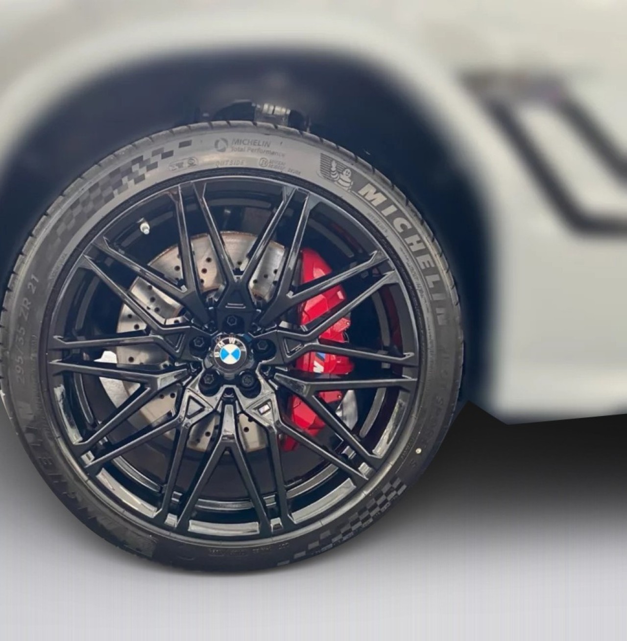 BMW X6 M Competition - foto 13