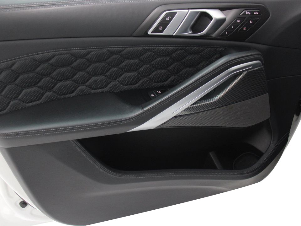 BMW X6 M Competition - foto 14