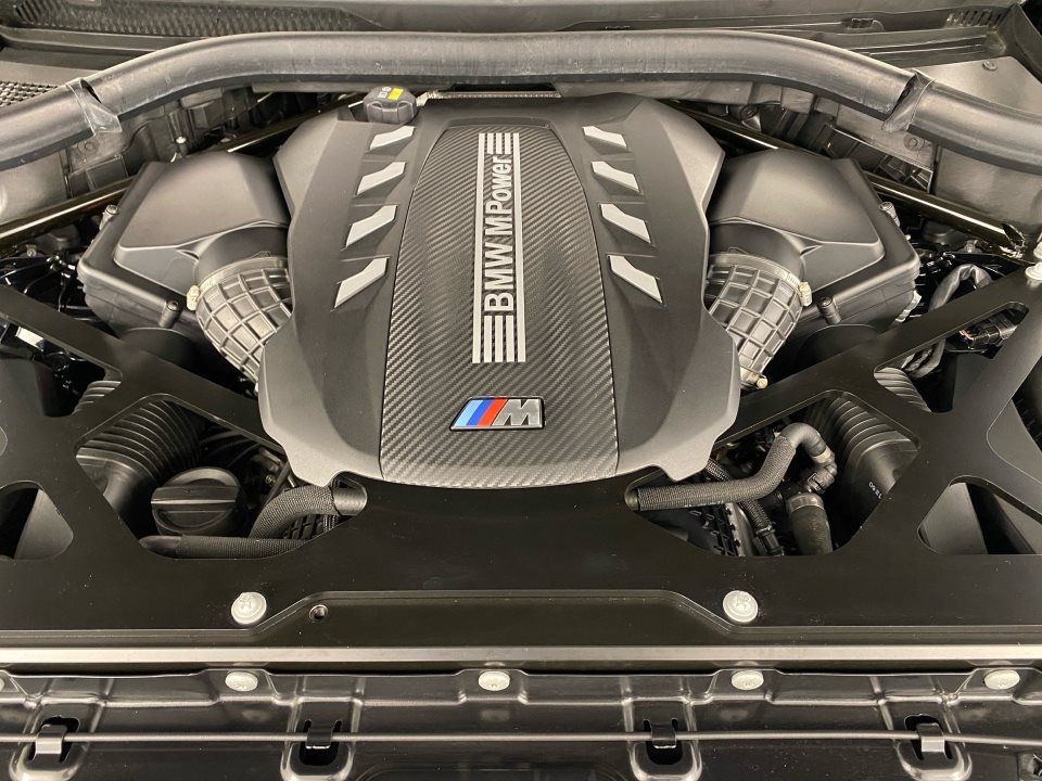 BMW X6 M Competition - foto 11