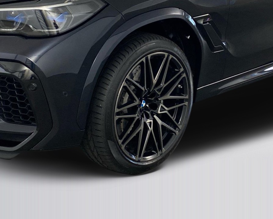 BMW X6 M Competition - foto 13