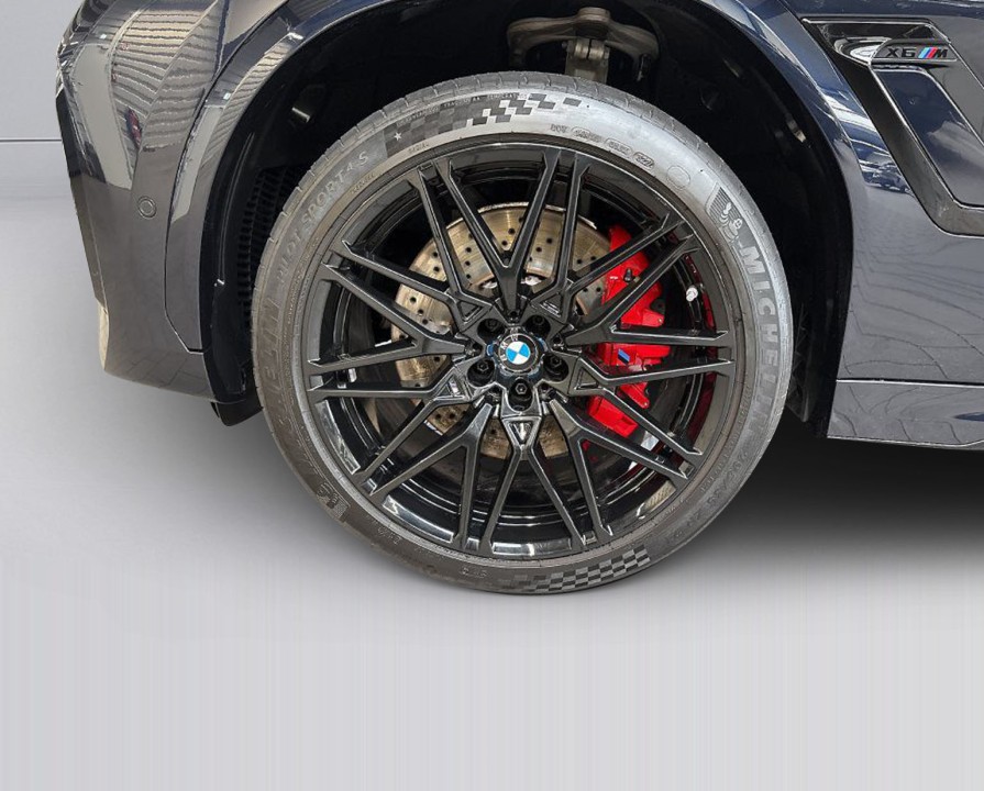 BMW X6 M Competition - foto 11