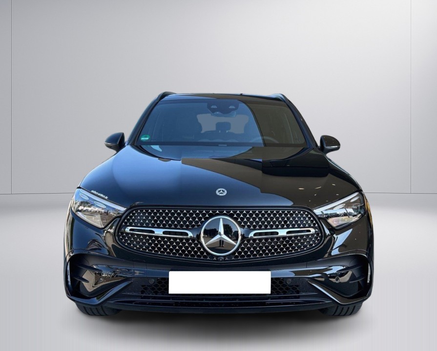 Mercedes-Benz GLC 300d 4MATIC AMG Line (2)