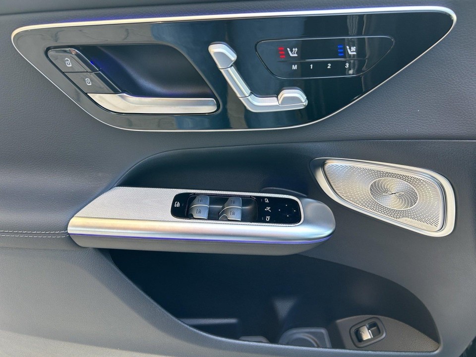 Mercedes-Benz GLC 300d 4MATIC AMG Line - foto 15