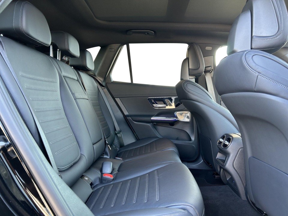 Mercedes-Benz GLC 300d 4MATIC AMG Line - foto 9