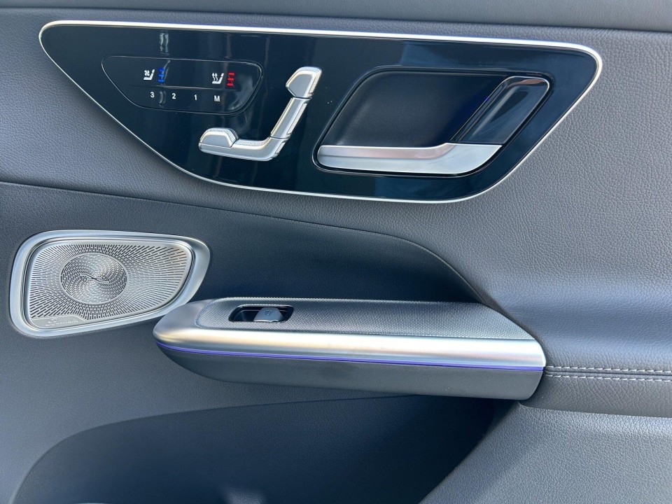 Mercedes-Benz GLC 300d 4MATIC AMG Line - foto 16