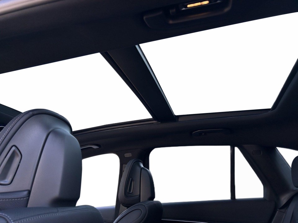 Mercedes-Benz GLC 300d 4MATIC AMG Line - foto 13