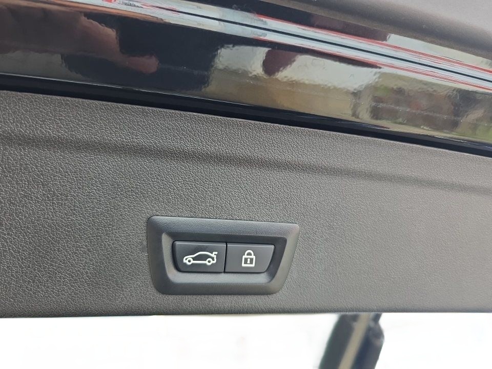 BMW X6 M Competition - foto 11