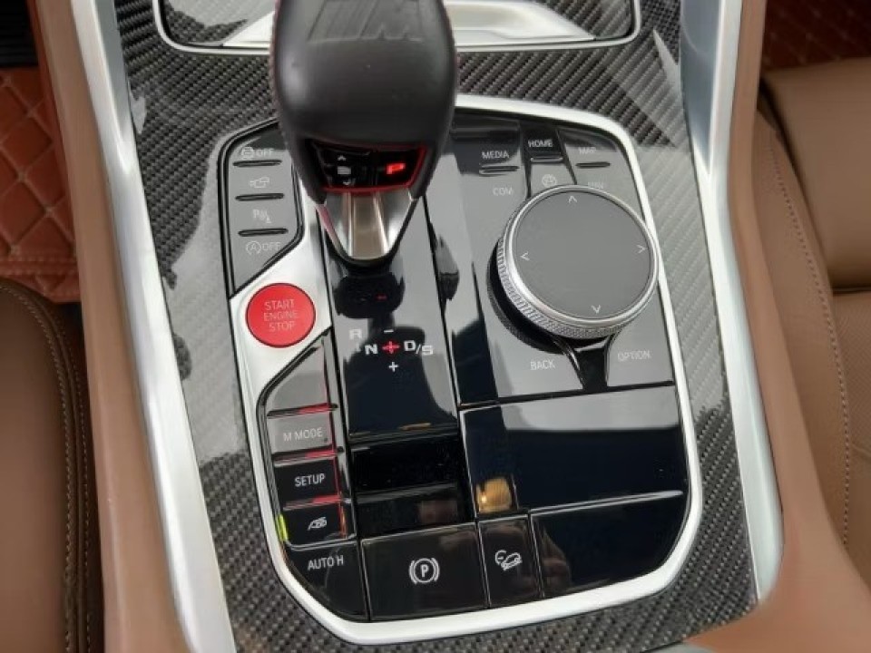 BMW X6 M Competition - foto 11