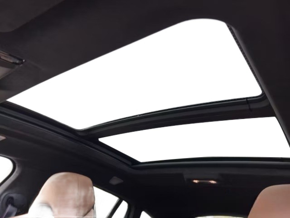 BMW X6 M Competition - foto 17