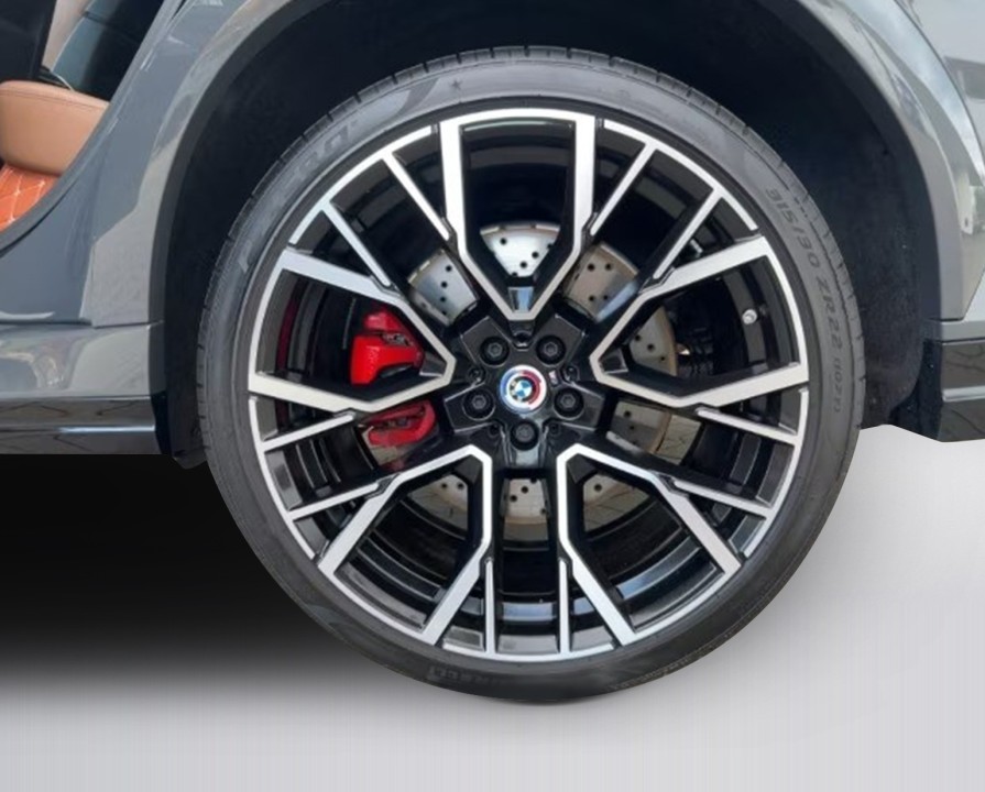 BMW X6 M Competition - foto 21