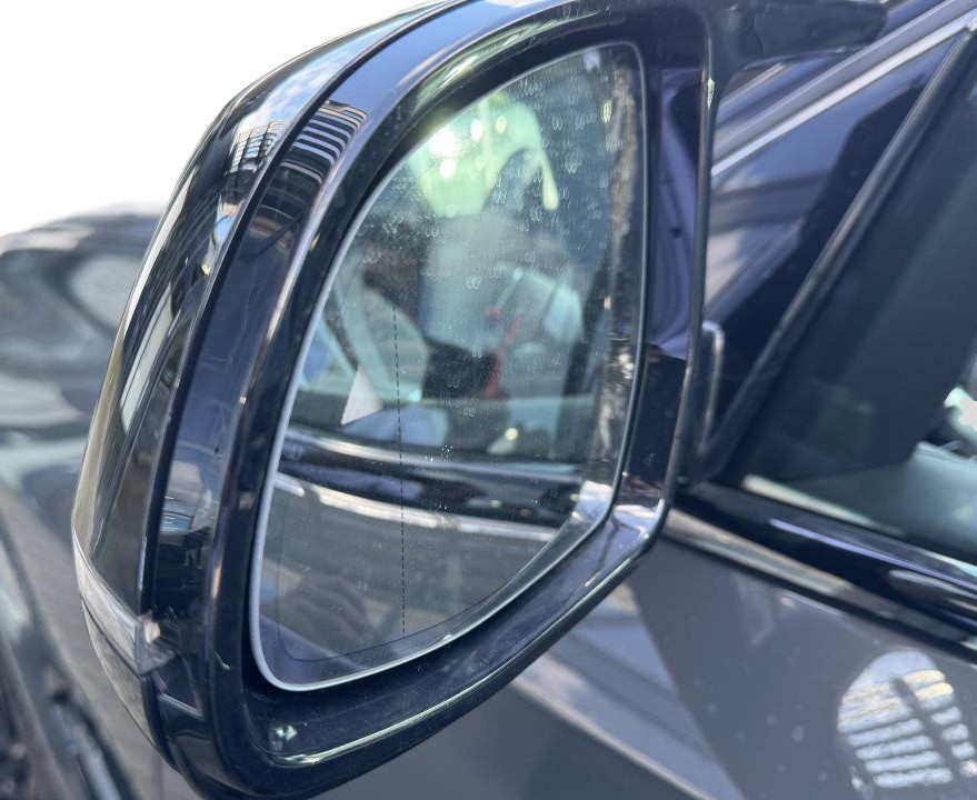 BMW X6 M Competition - foto 16