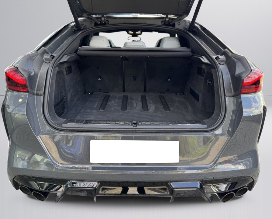 BMW X6 M Competition - foto 18