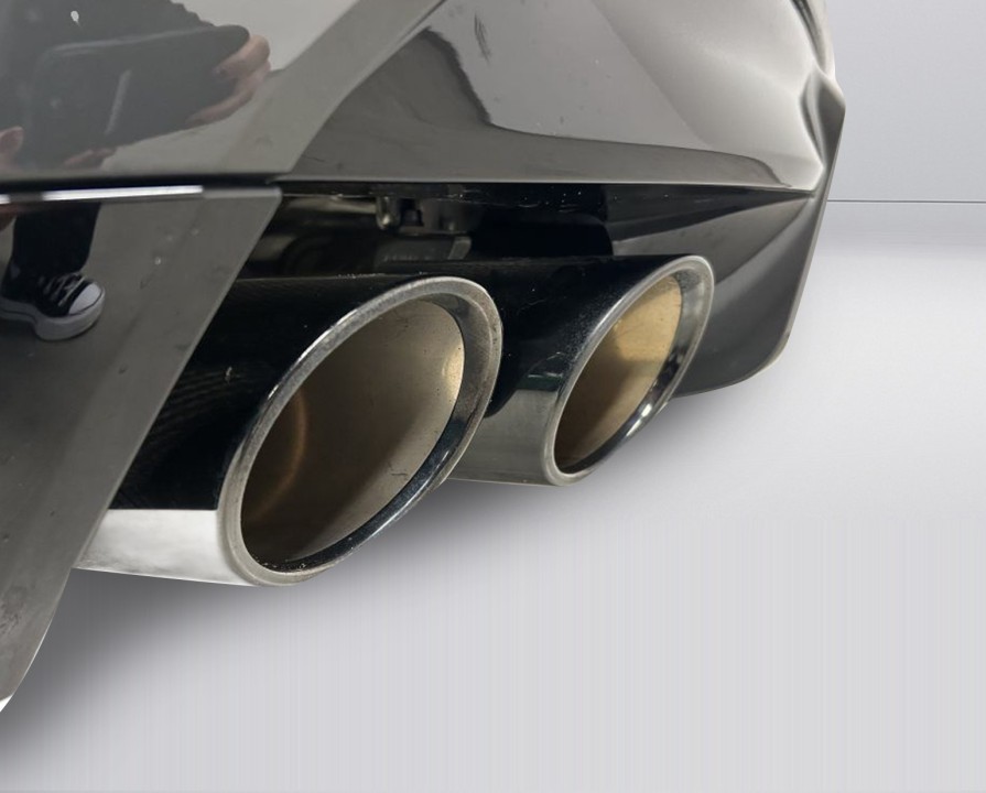 BMW X6 M Competition - foto 18