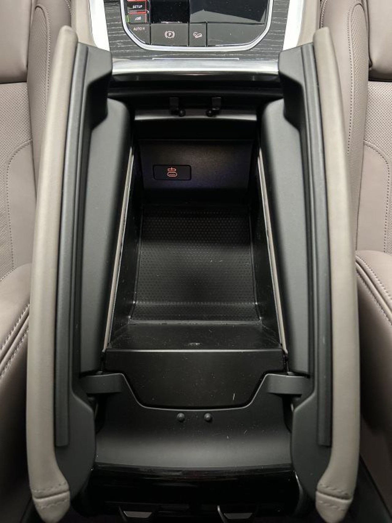 BMW X6 M Competition - foto 12