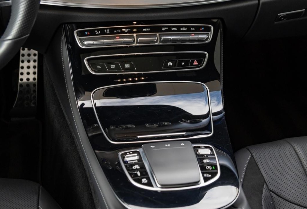 Mercedes-Benz CLS AMG 53 4MATIC+ - foto 10