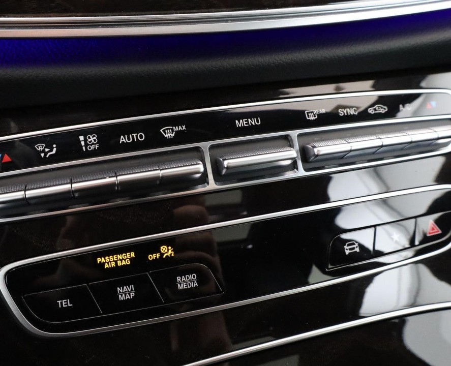 Mercedes-Benz CLS AMG 53 4MATIC+ - foto 20