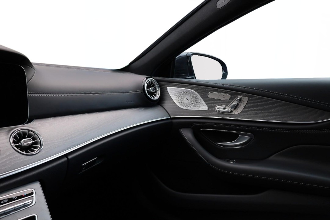 Mercedes-Benz CLS 400d 4MATIC AMG Line - foto 18