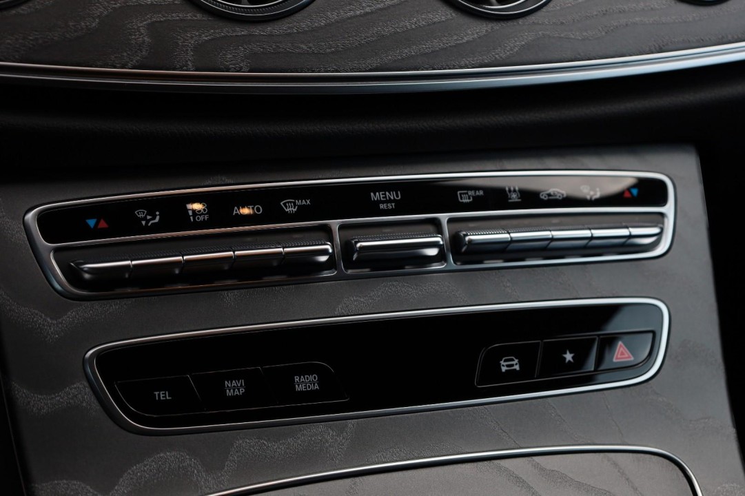 Mercedes-Benz CLS 400d 4MATIC AMG Line - foto 23