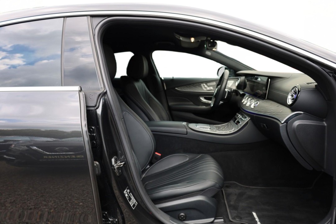 Mercedes-Benz CLS 400d 4MATIC AMG Line - foto 16