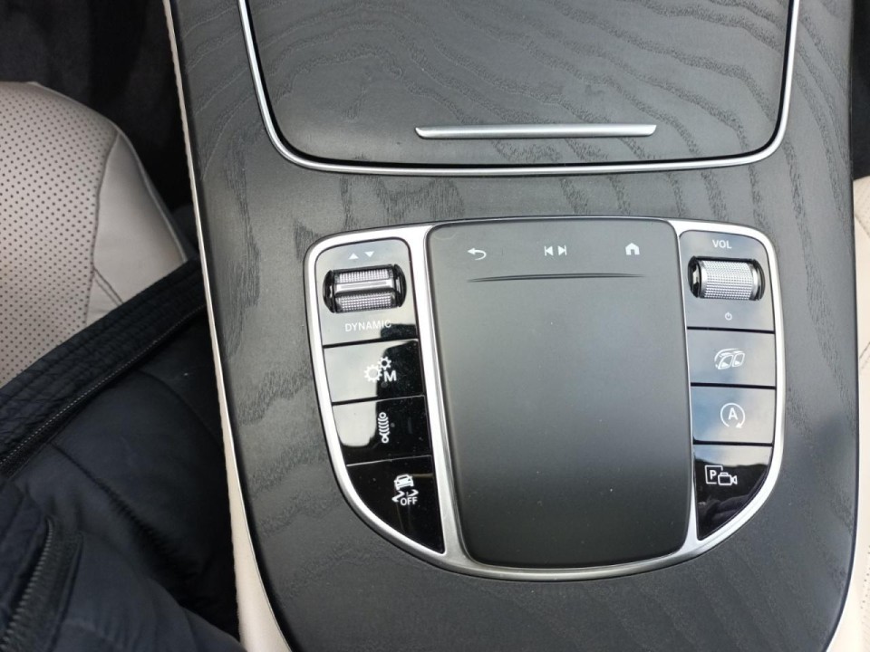 Mercedes-Benz CLS AMG 53 4MATIC+ - foto 12