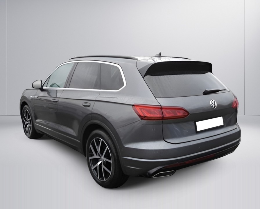 Volkswagen Touareg V6 TDI R-Line (2)