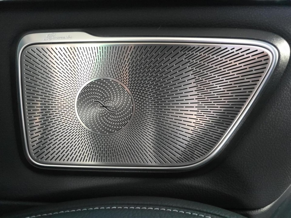 Mercedes-Benz V 250d 4MATIC Extralong Avantgarde - foto 16